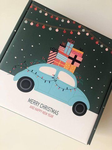 Коробка середня Merry Christmas машинка NY2 фото