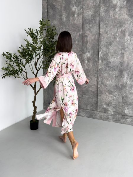 Жіночий халат кімоно довгий Morning Bloom рожеві квіти на молочному MB12XL/3XL фото