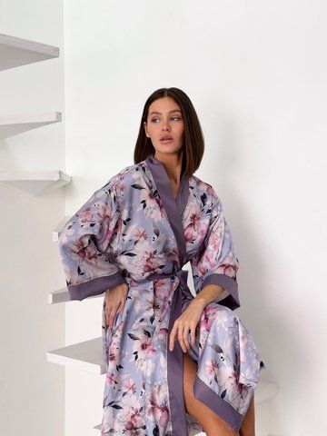 Жіночий халат кімоно довгий Morning Bloom квіти на лавандовому кольорі MB22XL/3XL фото